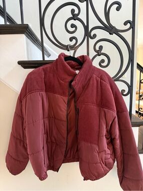 NOR Women's Quilted Puffer Jacket in Burgundy